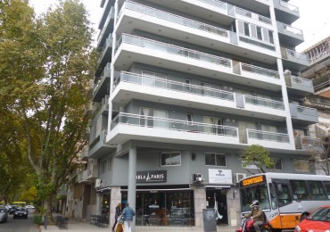 DPTO EN VENTA BARRIO LOURDES MONOAMBIENTE